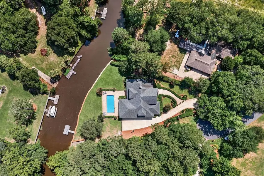 62 Caretaker Ln., Pawleys Island, SC 29585 - #2