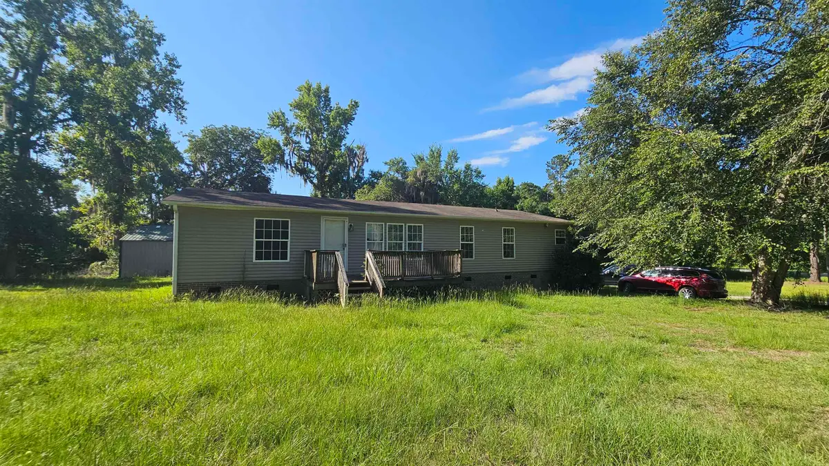 1032 Academy Dr., Conway, SC 29526 - #1