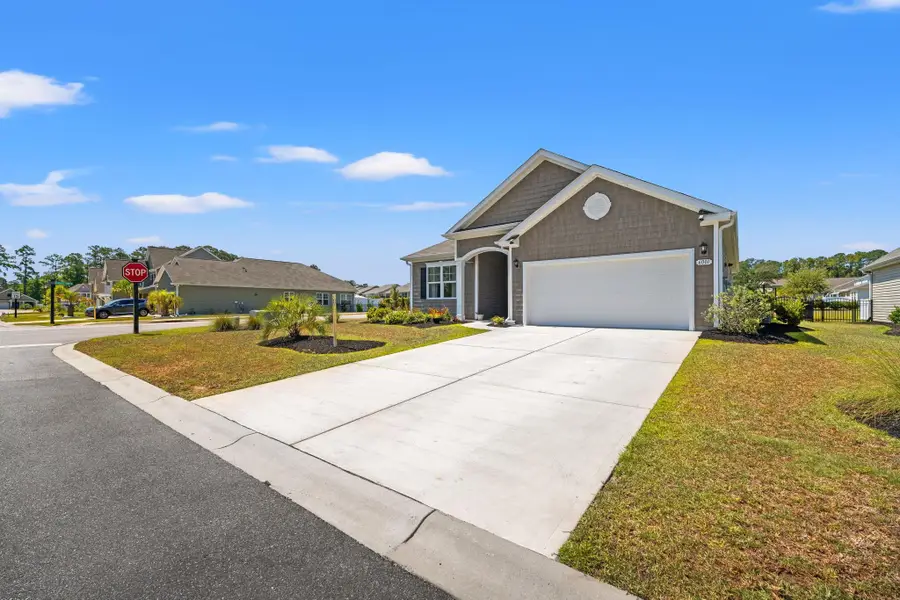 6001 Mcclain Ct., Little River, SC 29566 - #3