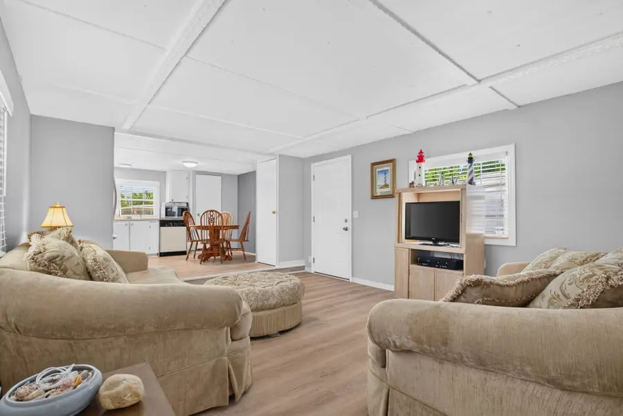1511 Tanglewood Ave, North Myrtle Beach, SC 29582 - #3