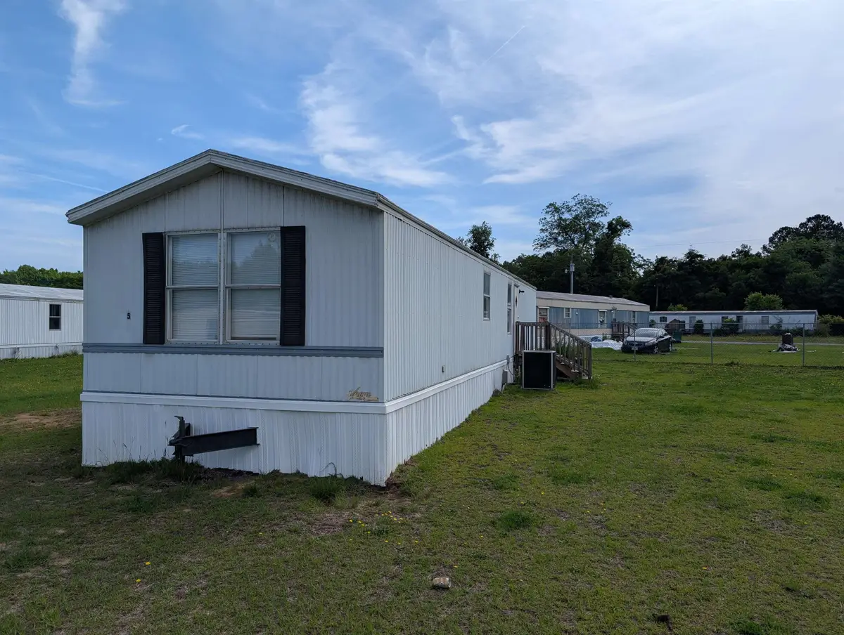 5326 Chinaberry Rd., Florence, SC 29506 - #1
