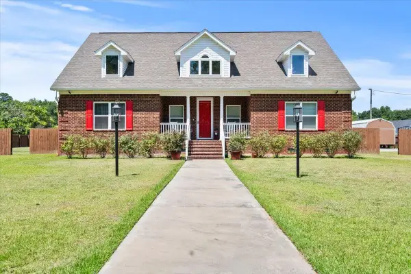 2215 Mclaurin Rd., Florence, SC 29501