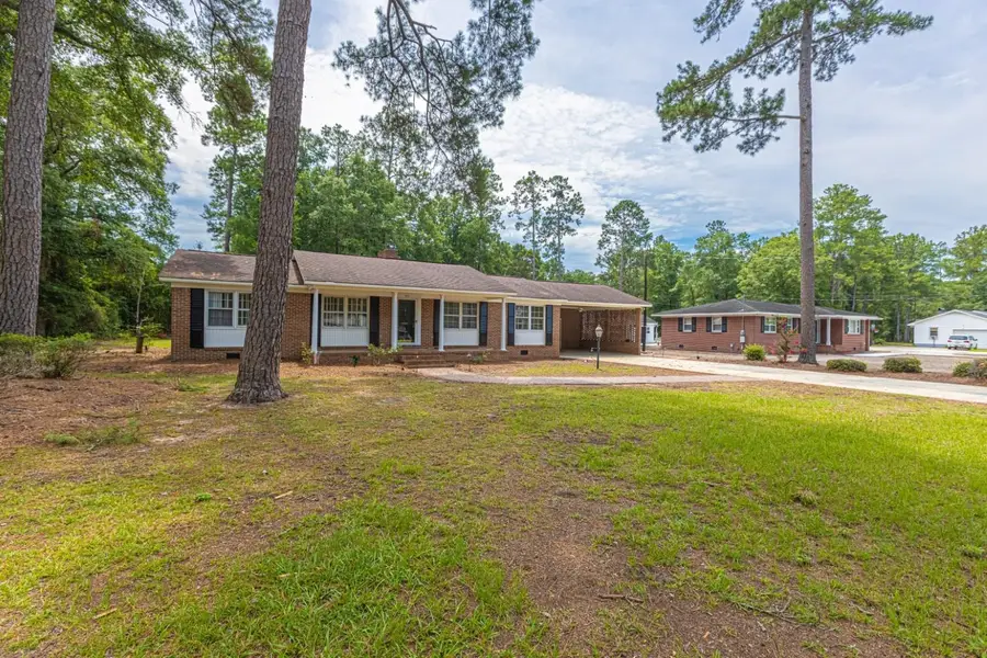 302 W Raft St., Nichols, SC 29581 - #2