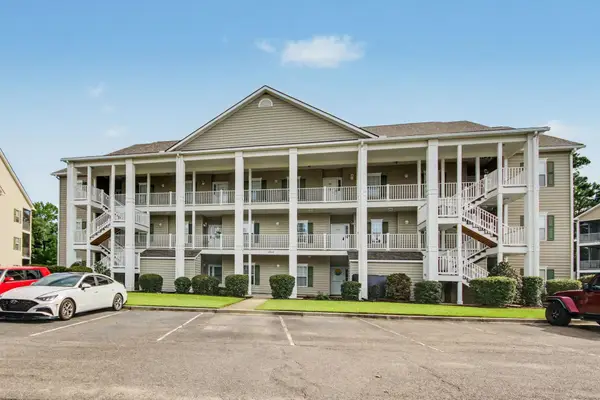 5852 Longwood Dr. #102, Murrells Inlet, SC 29576