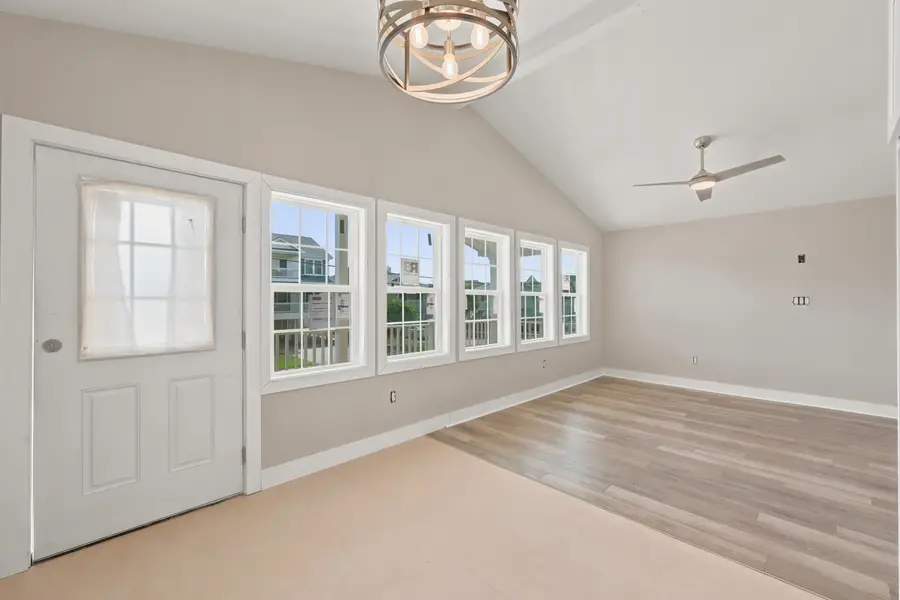 317 29th Ave. N, North Myrtle Beach, SC 29582 - #3