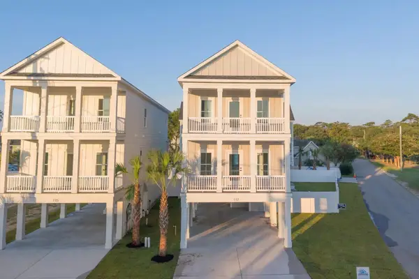 117 6th Ave. S, Surfside Beach, SC 29575