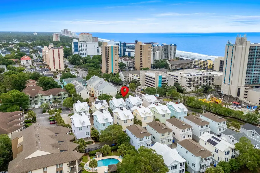 308 Shuffleboard Ct., Myrtle Beach, SC 29572 - #2