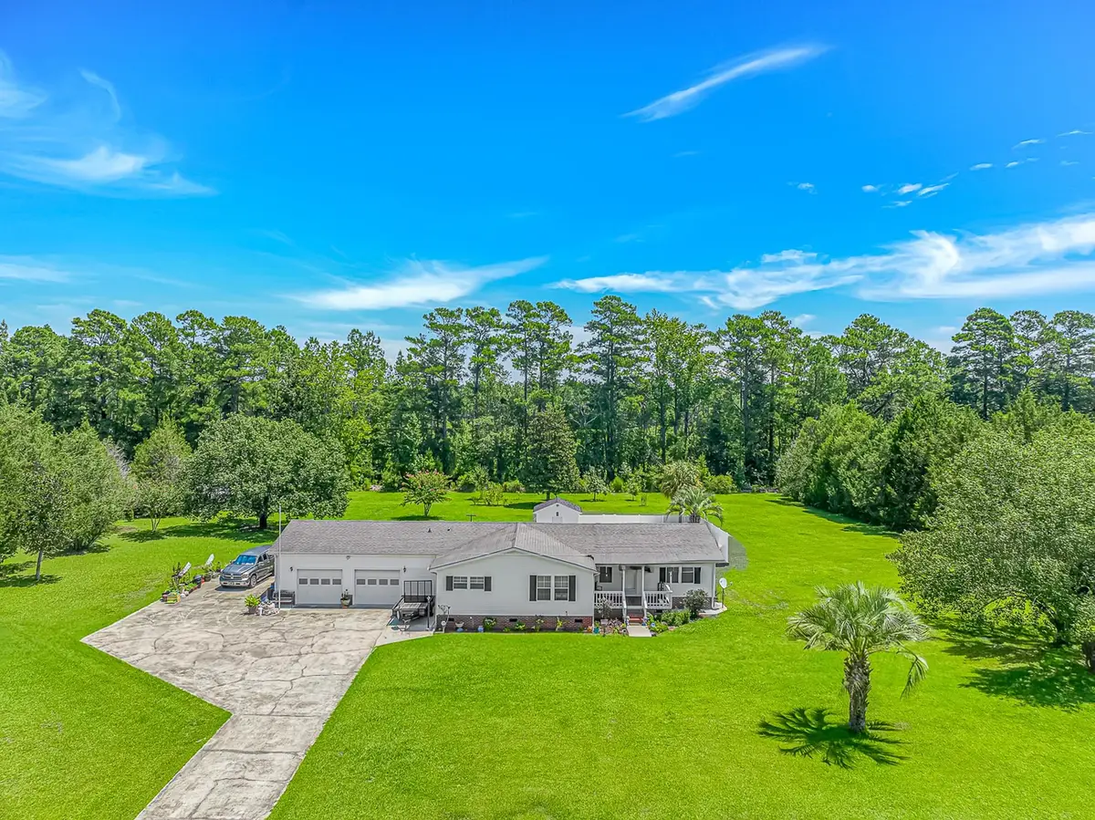 1353 Circle Bay Dr., Longs, SC 29568 - #1