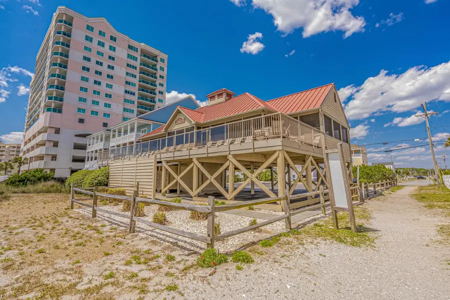 1422 Lighthouse Dr., North Myrtle Beach, SC 29582 - #3