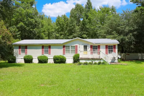 13290 Pee Dee Rd. S, Galivants Ferry, SC 29544