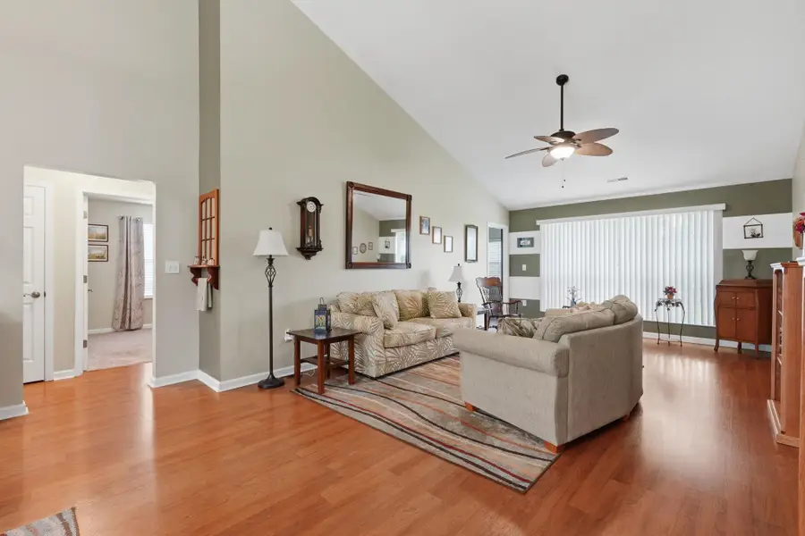 1429 Ashton Glenn Dr, Surfside Beach, SC 29575 - #3