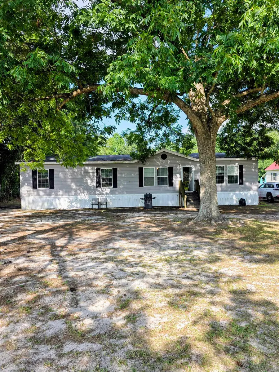 2328 Sims Reach Rd., Kingstree, SC 29556 - #2