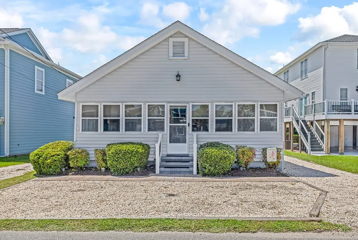403 16th Ave. S, North Myrtle Beach, SC 29582 - #1