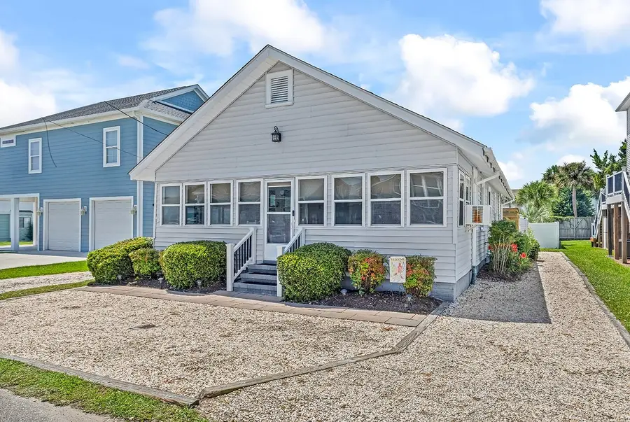 403 16th Ave. S, North Myrtle Beach, SC 29582 - #2