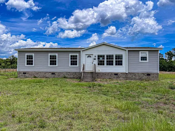 176 Old Flowers Rd., Hemingway, SC 29554