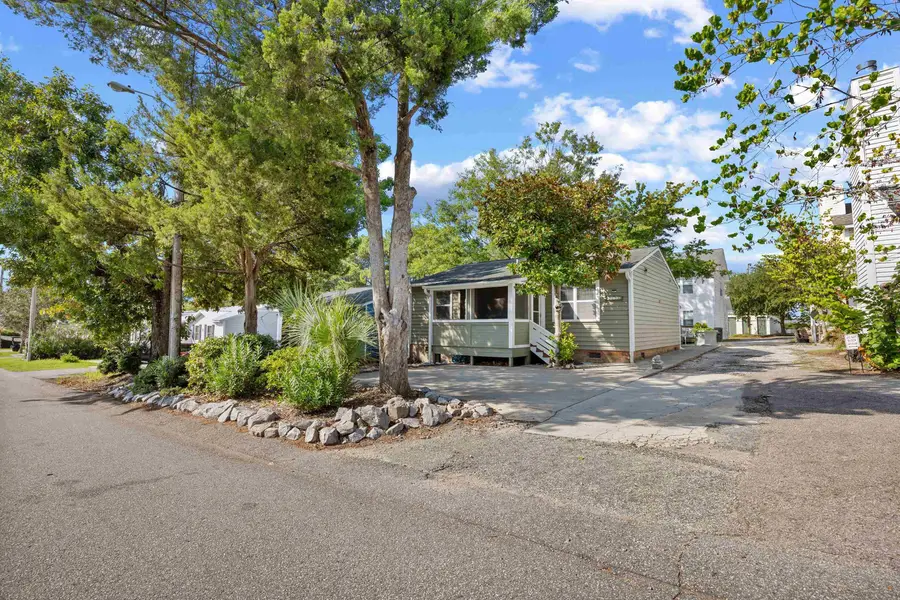 715 3rd Ave. S, North Myrtle Beach, SC 29582 - #3