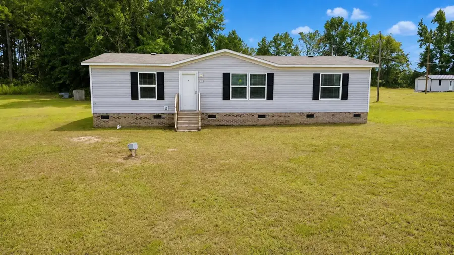 1112 Millers Rd., Mullins, SC 29574 - #3