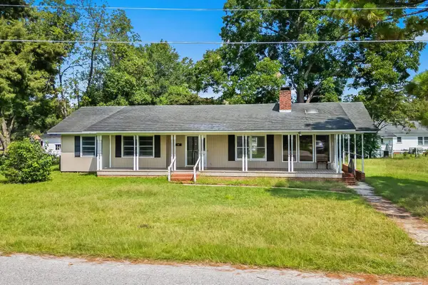 409 E Melrose St., Mullins, SC 29574