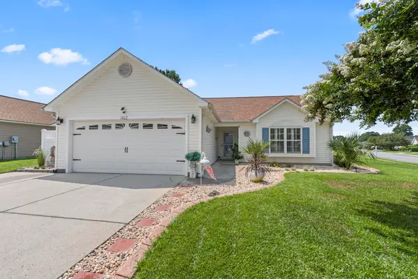 1017 Jocassee Dr., Little River, SC 29566