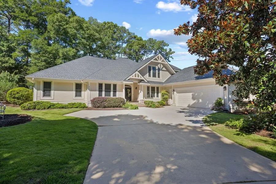 815 Bentley Ln., North Myrtle Beach, SC 29582 - #3