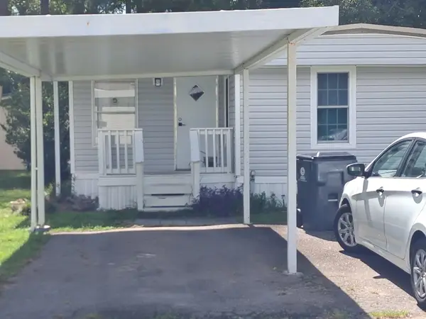 138 Offshore Dr., Murrells Inlet, SC 29576