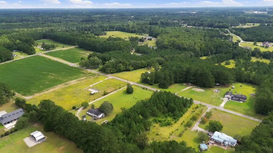 1212 Nursery Rd., Loris, SC 29569 - #2
