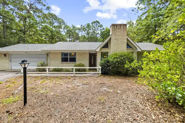 3811 Loblolly Ave., Little River, SC 29566