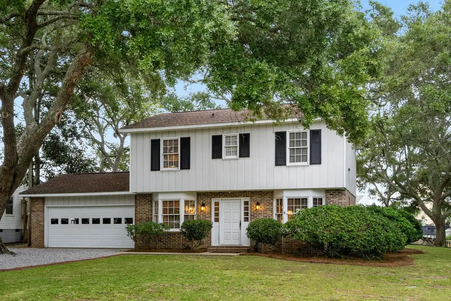 313 N Oak Dr., Surfside Beach, SC 29575 - #2