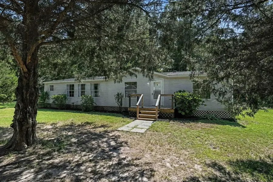 5865 Juniper Bay Rd., Conway, SC 29527 - #3