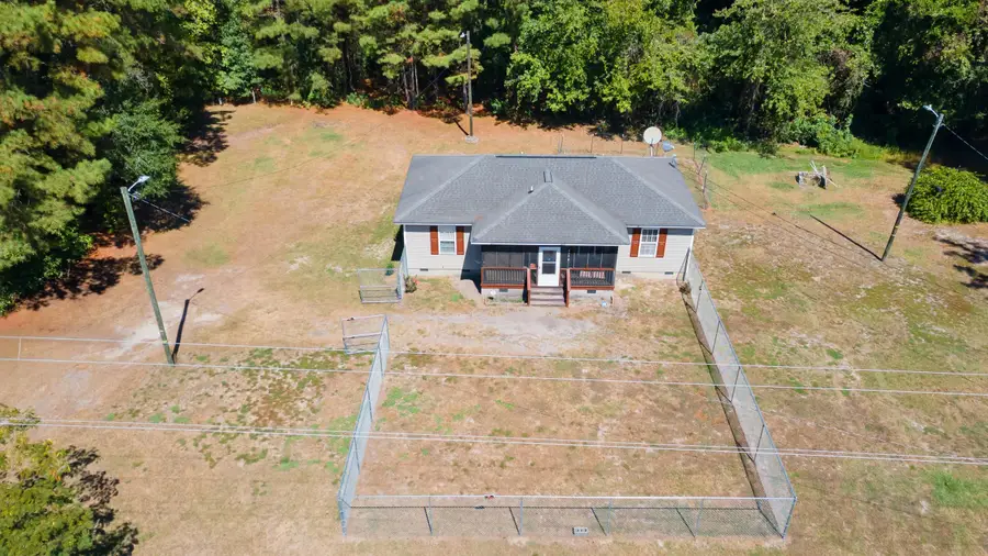 6116 Old Mullins Hwy., Nichols, SC 29581 - #3