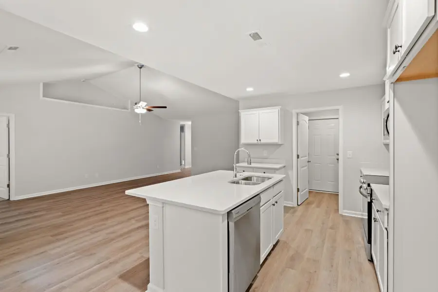 15 Bennington Ct, Georgetown, SC 29440 - #3