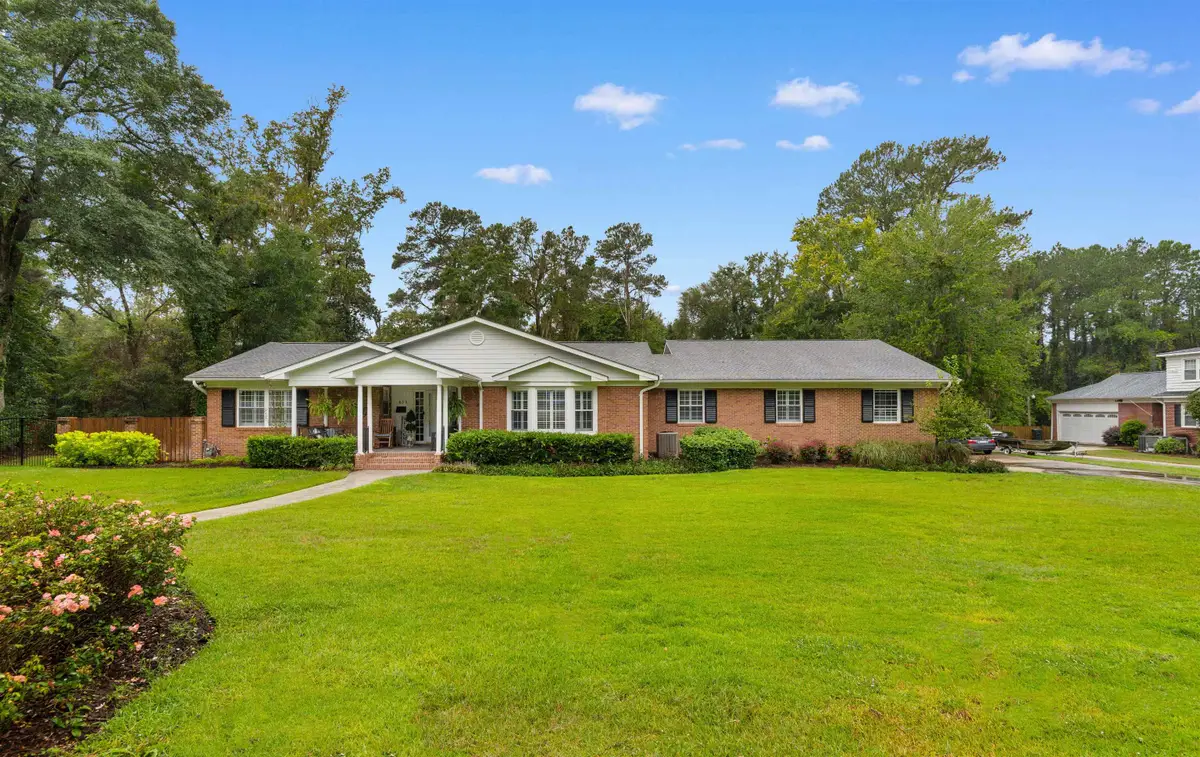 803 Woodland Dr., Kingstree, SC 29556 - #1