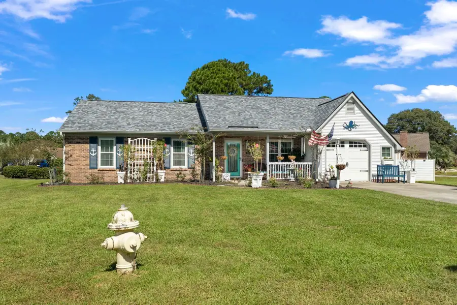 1101 Fox Sparrow Dr., Murrells Inlet, SC 29576 - #3