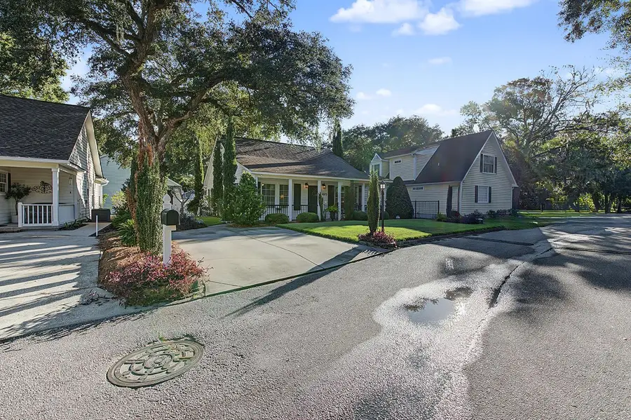 4273 Brook Dr., Murrells Inlet, SC 29576 - #3