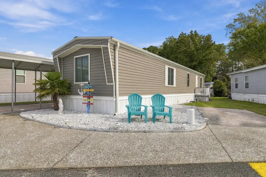 1421 Circle Dr., North Myrtle Beach, SC 29582 - #2