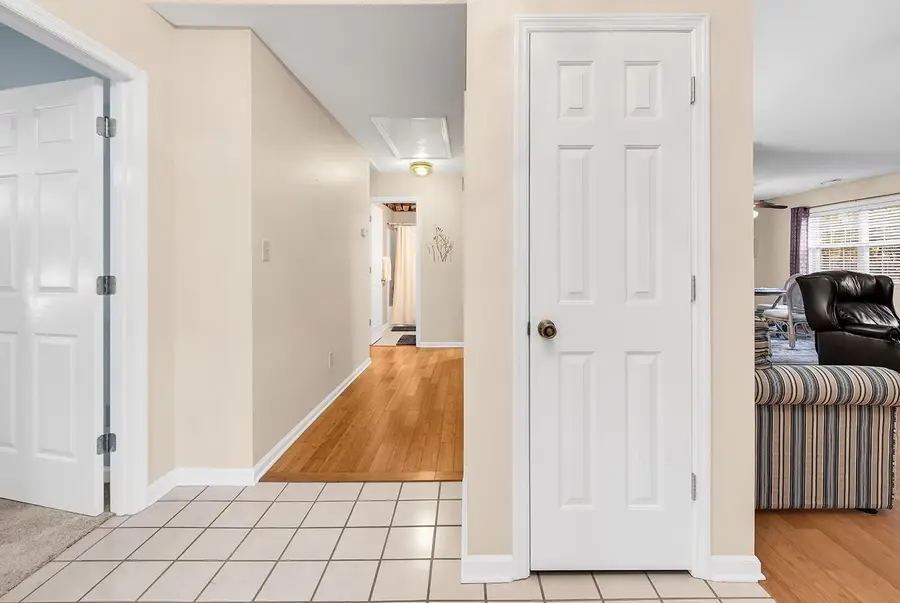 1558 Platt Dr., Little River, SC 29566 - #2