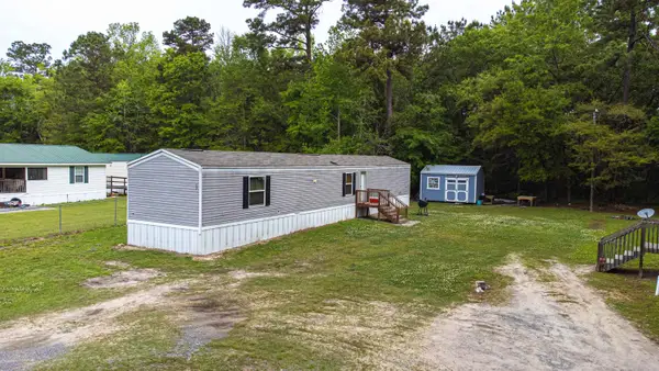 13 Locust St, Andrews, SC 29510