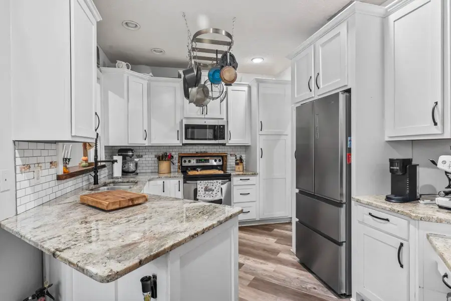 4376 Mccorsley Ave., Little River, SC 29566 - #3
