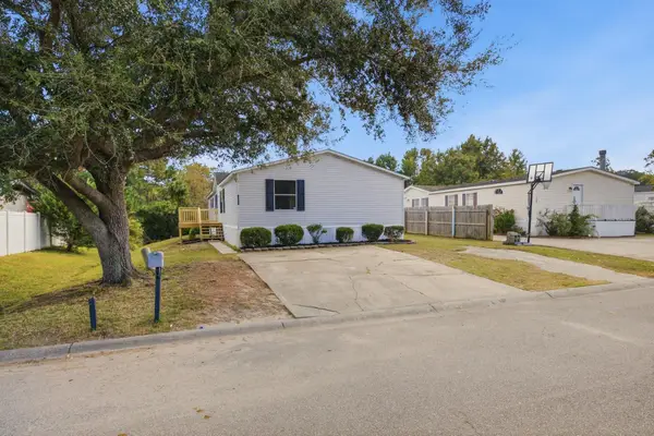 8543 Woodfield Dr., Myrtle Beach, SC 29588