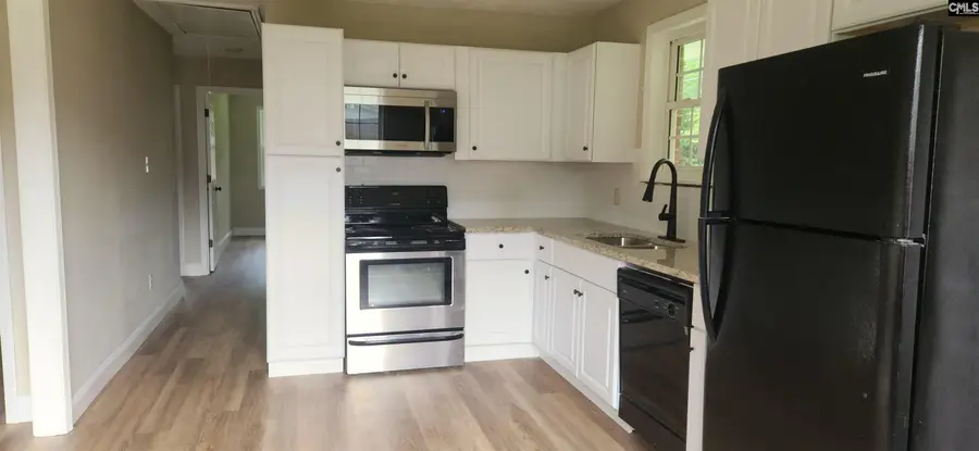 105 Tucker Mill Circle, Saint Matthews, SC 29135 - Image #3