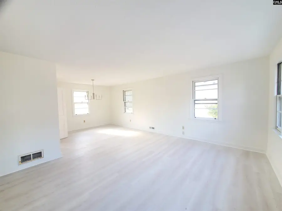 2342 Laurie Street, Cayce, SC 29033 - Image #2