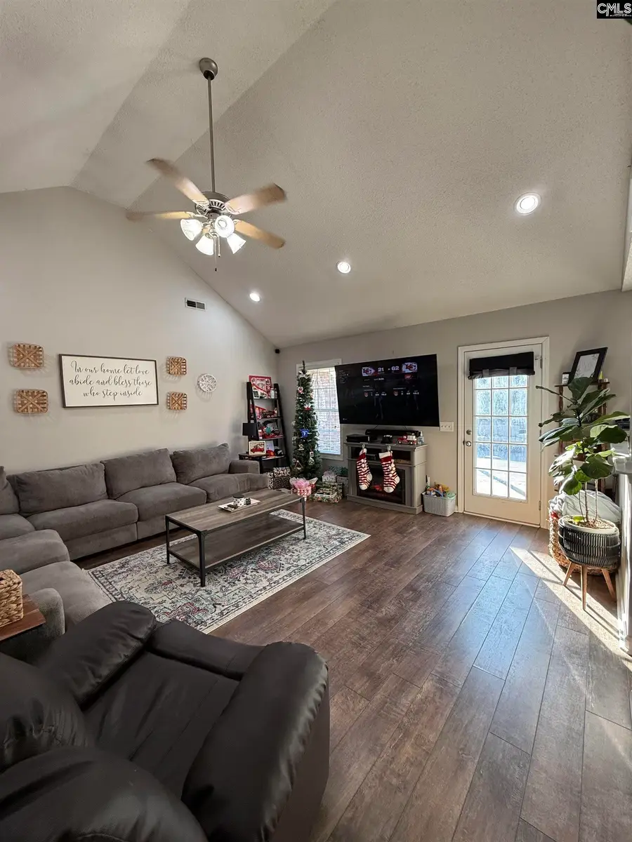 3910 Cantle Drive, Dalzell, SC 29040 - Image #3