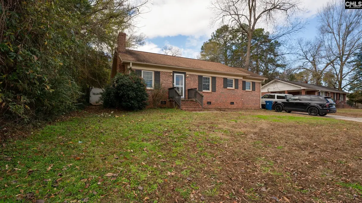 313 Cambridge Street N, Ninety Six, SC 29666 - Image #1