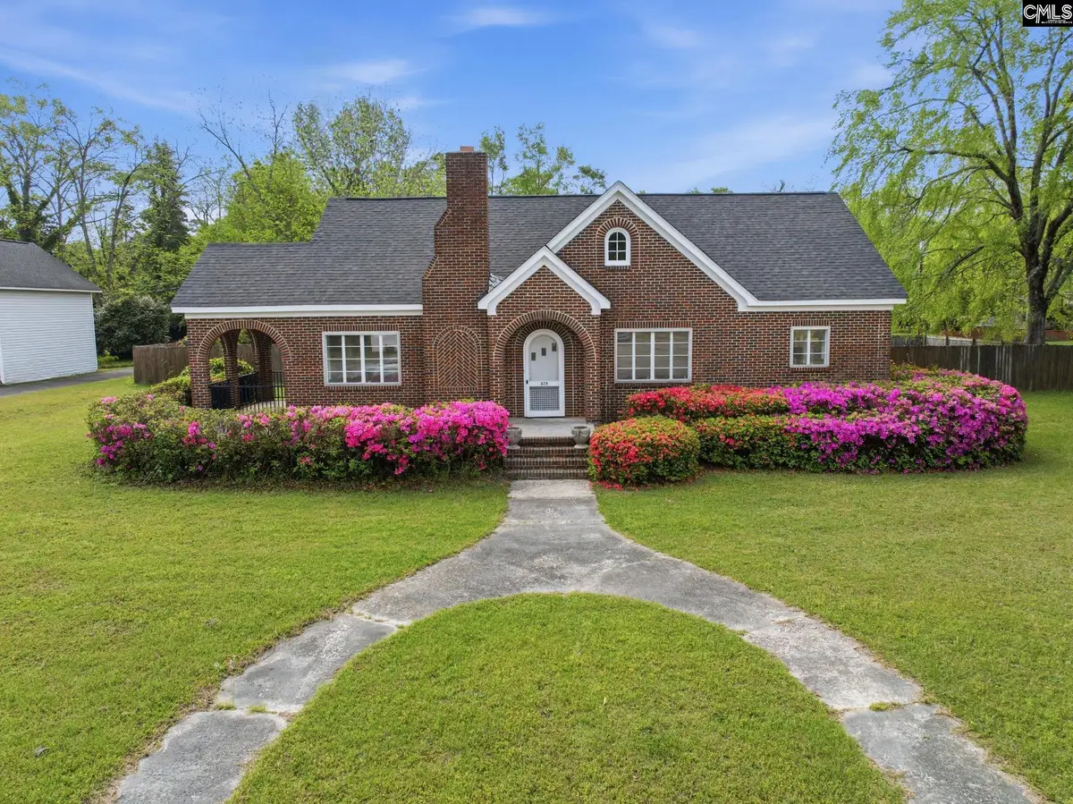 570 W Columbia Avenue, Batesburg, SC 29006 - #1