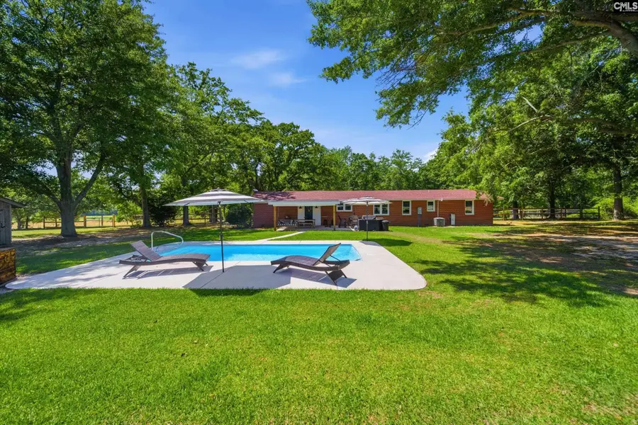 695 Hartzog, Barnwell, SC 29812 - #2