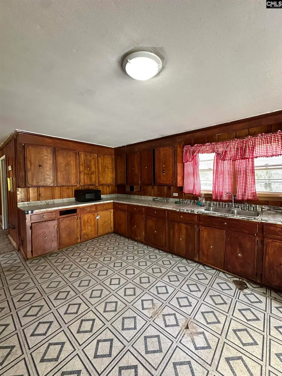 1136 Main Street, West Columbia, SC 29170 - #2