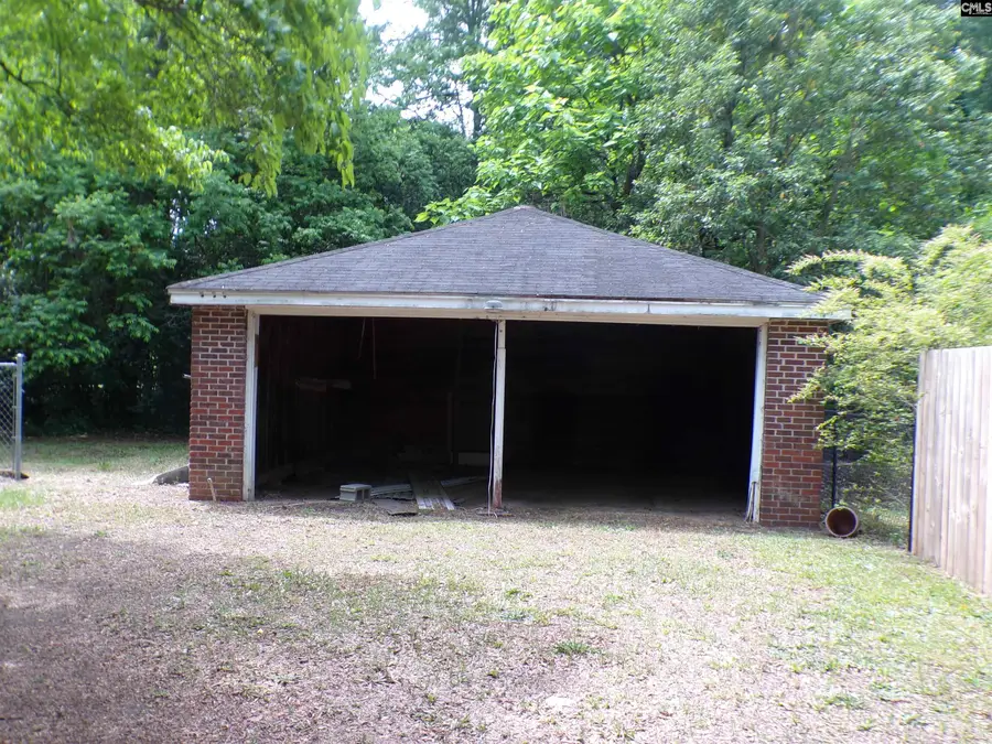 116 Davis Street, Bishopville, SC 29010 - #2