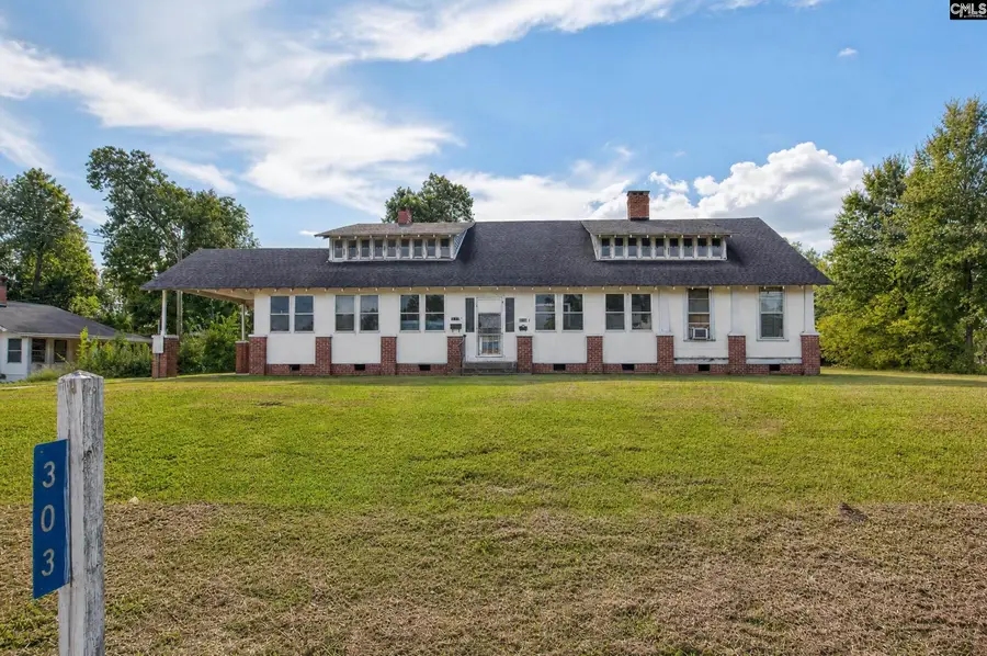 303 N Jennings Street, Saluda, SC 29138 - #3