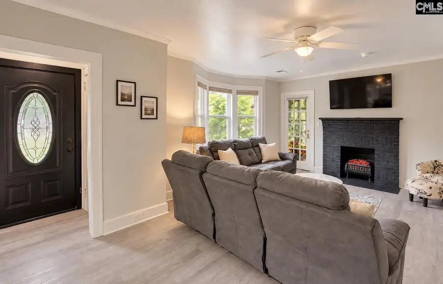 402 W Church Street, Saluda, SC 29138 - #3