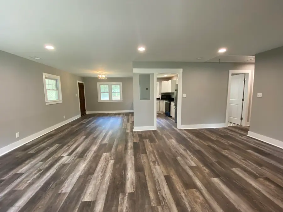 618 Boone Hill Road, Summerville, SC 29483 - Image #2